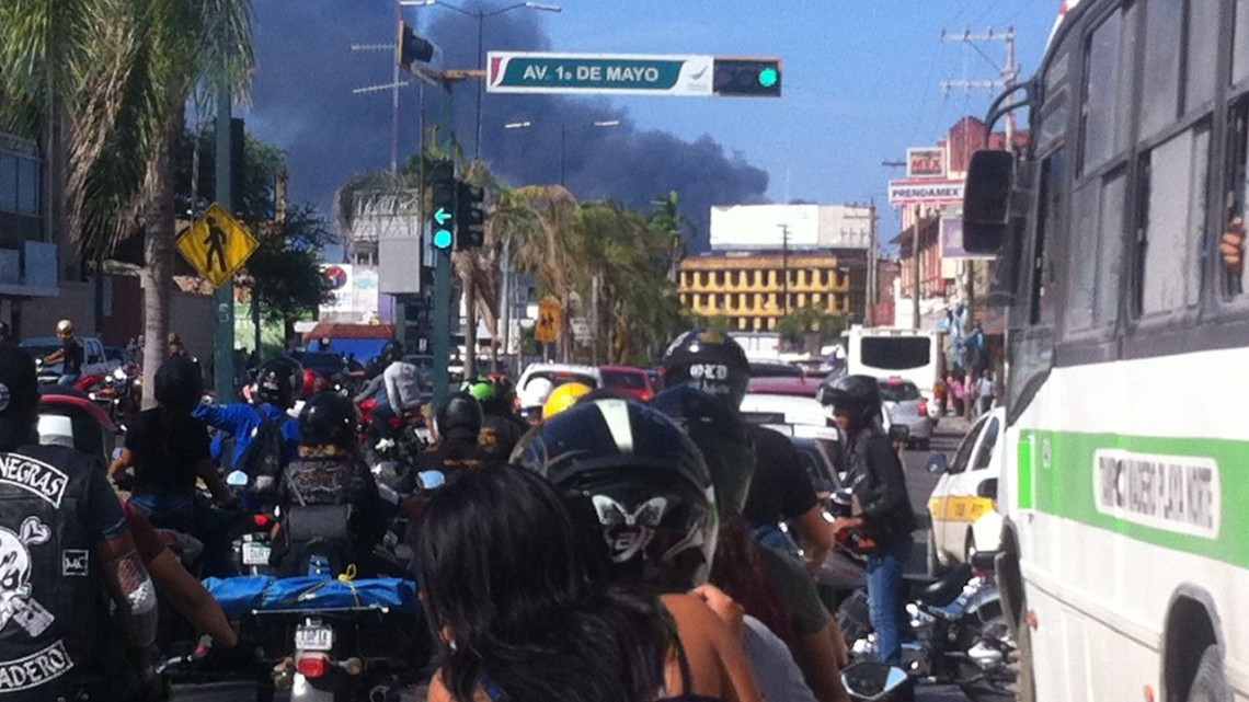 Controlan incendio en patio norte de la refinería Francisco I. Madero
