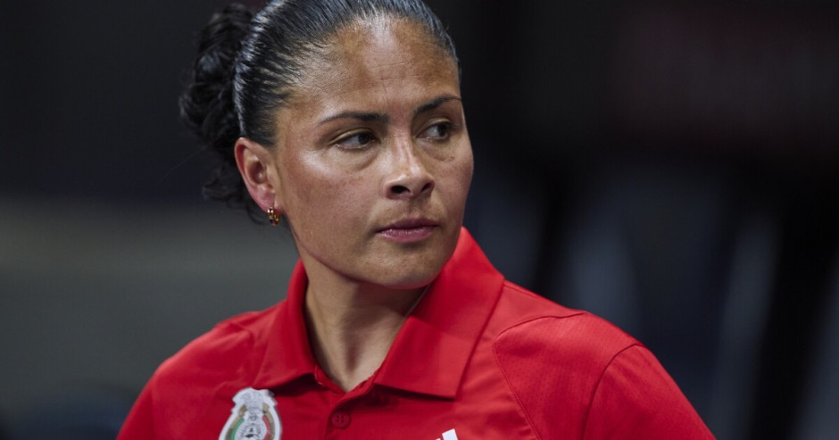 Mónica Vergara es despedida oficialmente del Tri Femenil