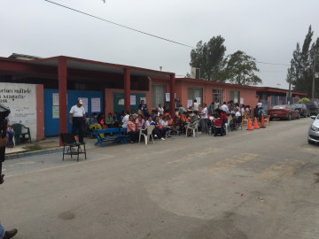  Continúa bloqueado el centro de atención múltiple