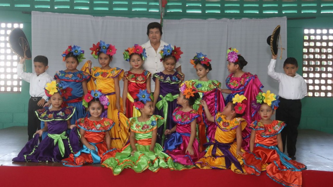 Encabeza Ayuntamiento honores a la bandera en el Instituto Cultural Cuauhtémoc
