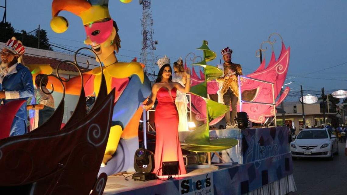Disfrutan altamirenses 3er día del Carnaval Altamira 2018