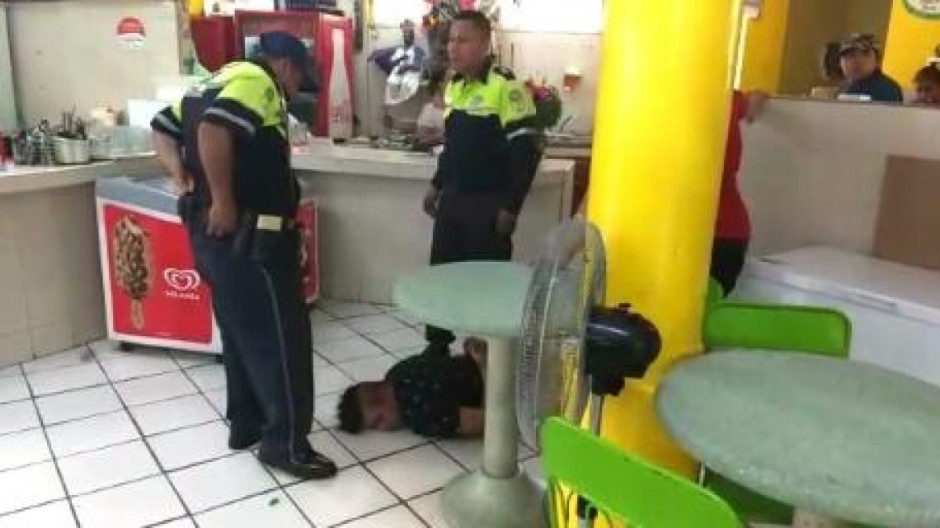 Hijo golpea a su madre en zona centro de Tampico