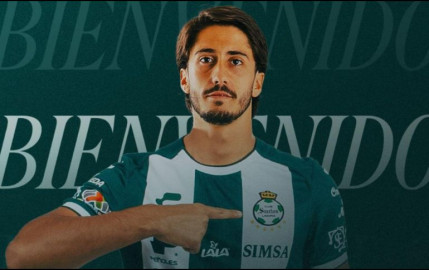 Santos Laguna hace oficial el fichaje de Javier Abella