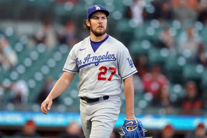 Jugador de los Dodgers es suspendido por abuso sexual