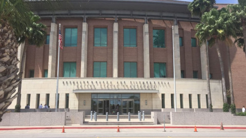 Llega Tomás Yarrington en estos momentos a la corte de la ciudad de Brownsville 