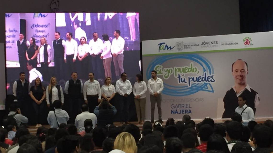 Con experiencias de vida, se busca cambiar la mentalidad positiva a jóvenes