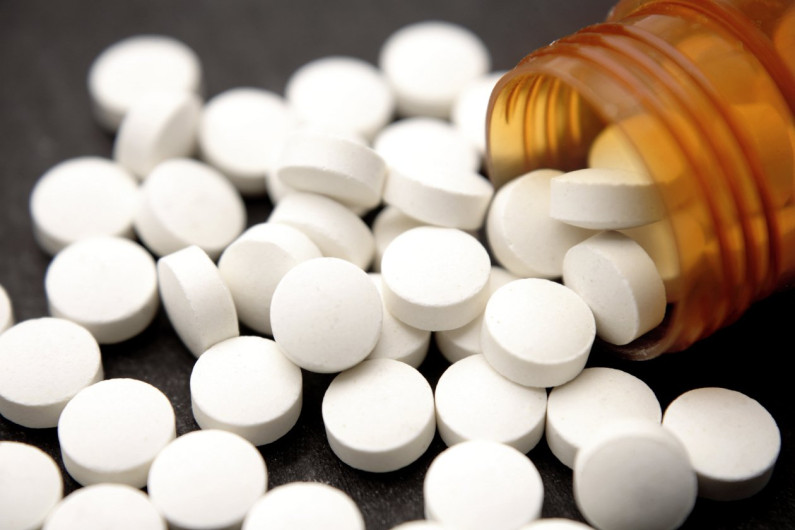 Aspirina adecuado para el combate de las caries