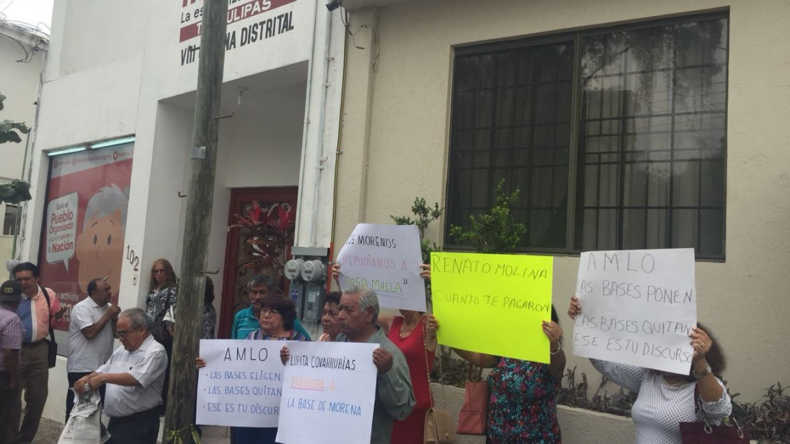 Militantes de Morena rechazan candidatura de Rosa Muela a alcaldía