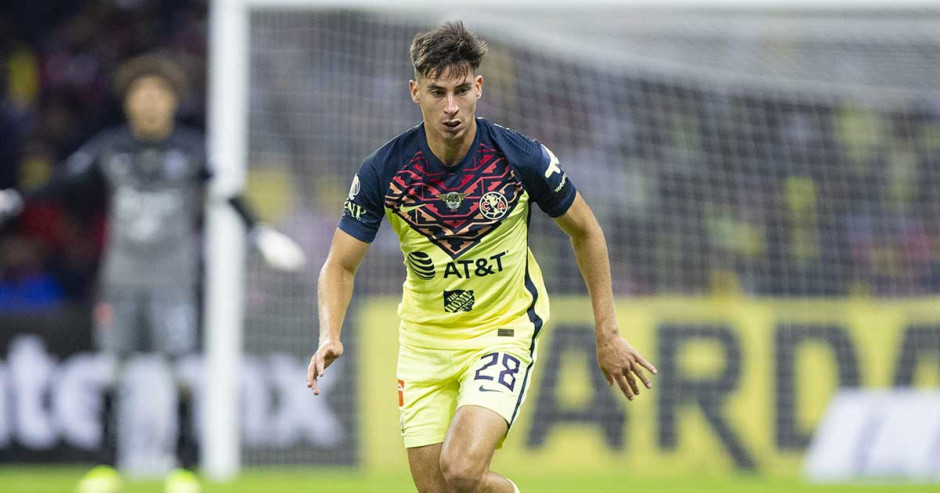 Mauro Lainez causa baja de América por lesión