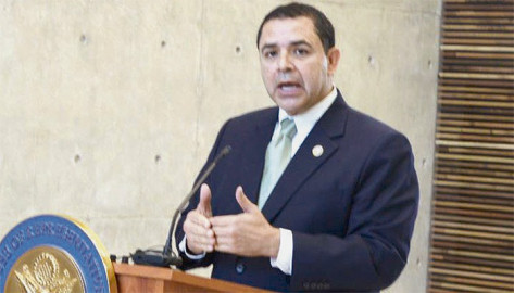 Entregan fondos para combatir la violencia