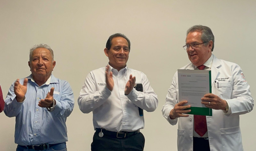 Asume Néstor García Prugue como director del HGR