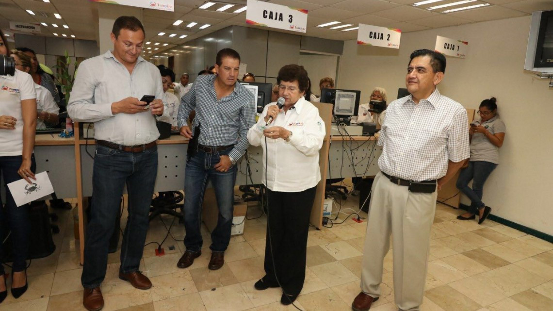 Entregan premios a ganadores por pago de Predial 2017