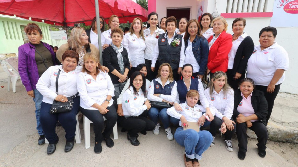 Ponen en funcionamiento módulo de trabajo del Instituto de la Mujer