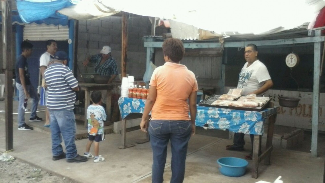 Comerciantes de pescados reportan un incremento en las ventas