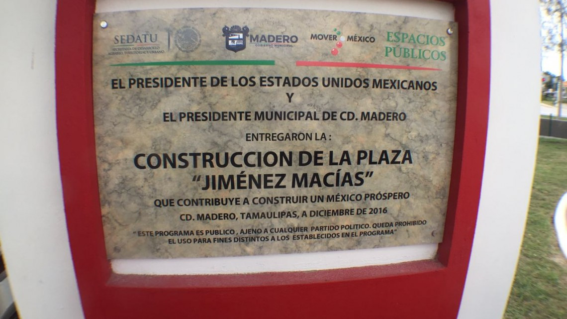 Madero entrega plaza en beneficio familias de la colonia Jiménez Macías