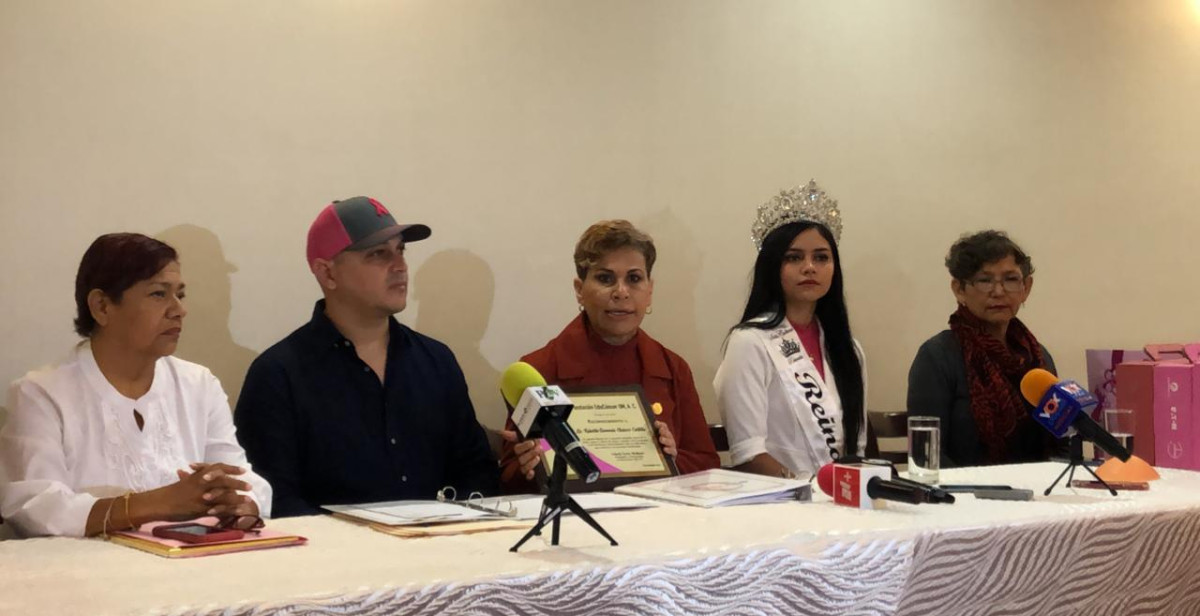 Liga Industrial de Beisbol apoya a mujeres con cáncer