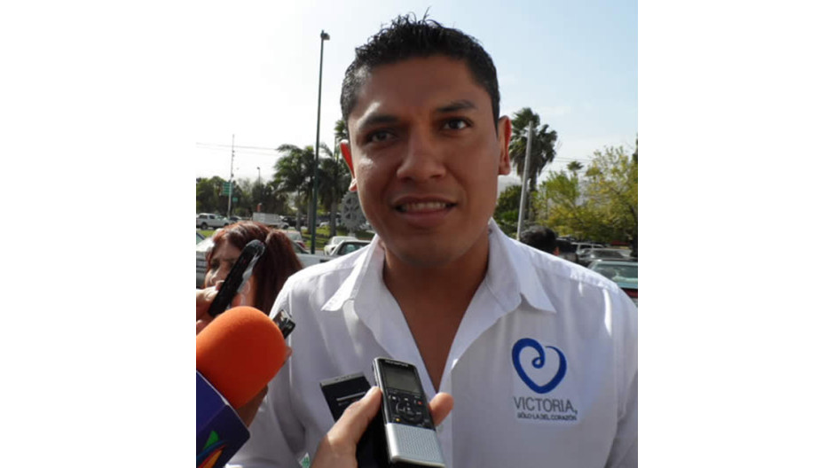 Implementarán acciones para problemática de vehículos americanos