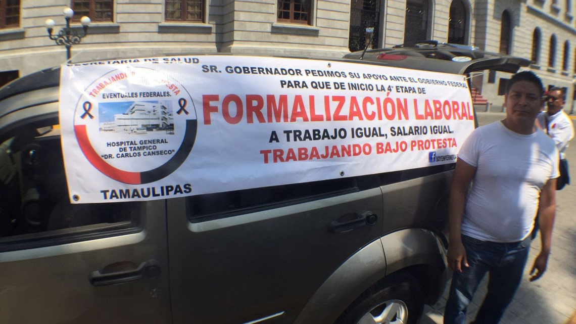 Exigen trabajadores eventuales del Carlos Canseco mejores condiciones de trabajo