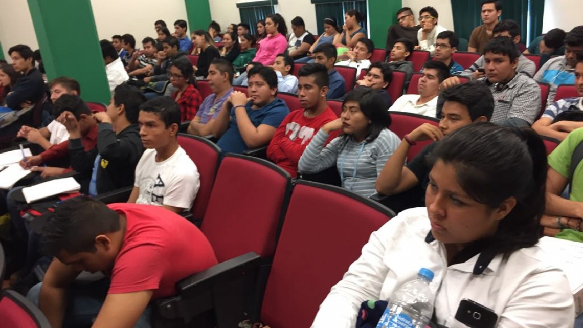 Refrendan apoyo a estudiantes de los tres niveles en Altamira