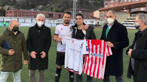 Borja Navarro se retira del fútbol para hacer trasplante a su madre