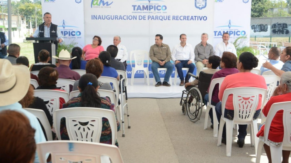 Entrega Chucho Nader moderno parque recreativo en la colonia Borreguera