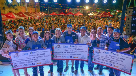 Atrae "Tacofest NLD" a cientos de familias en Nuevo Laredo