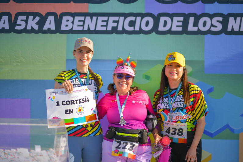 Reconoce DIF Reynosa el respaldo solidario de empresas en carrera con causa