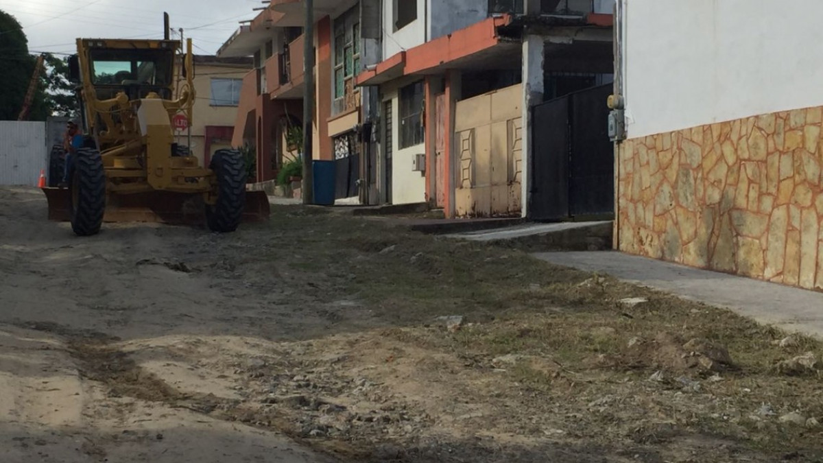 Ayuntamiento reduce costos en obra pública