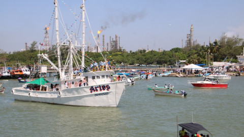 Celebración de la Virgen del Carmen promueve la integración regional