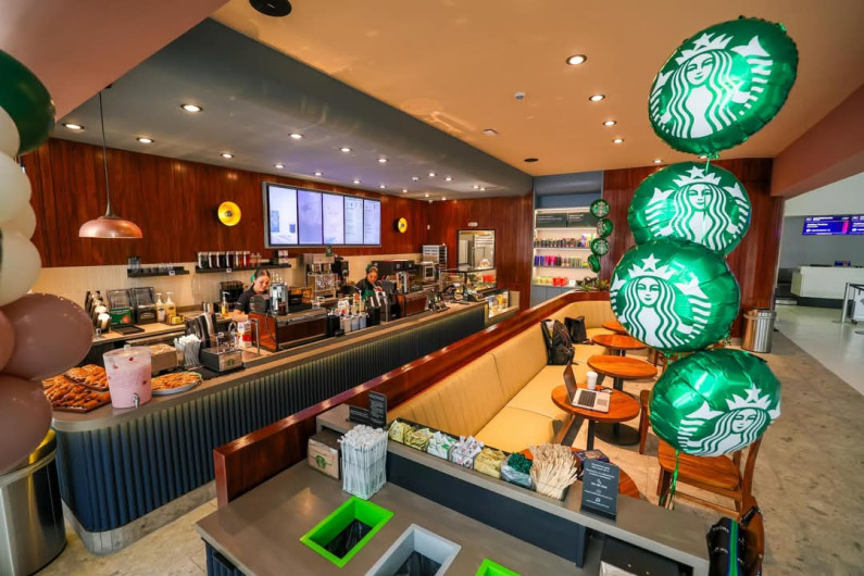 Inauguró Carlos Peña Ortiz tercera sucursal Starbucks en Reynosa 