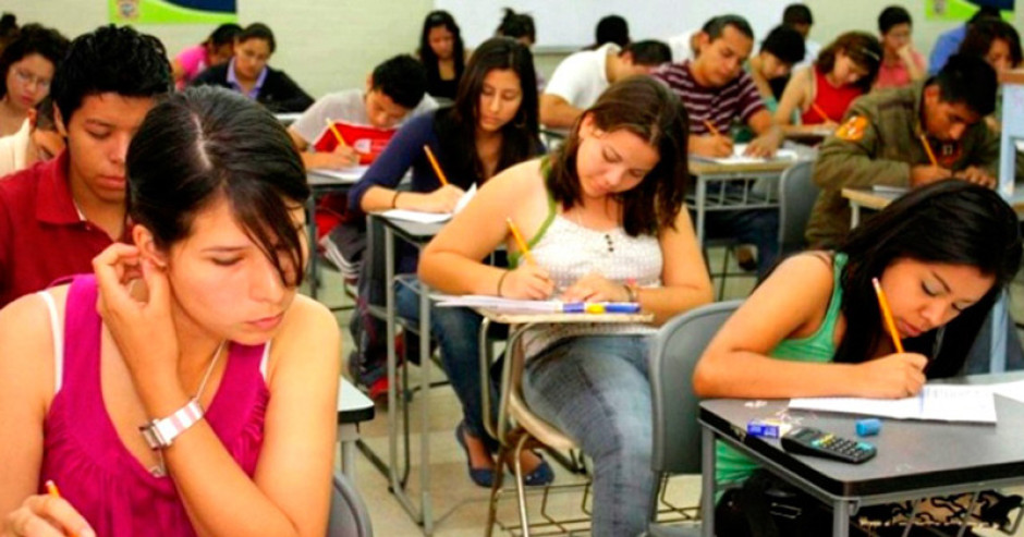 Otorgan 15 becas a tamaulipecos para estudiar en el extranjero
