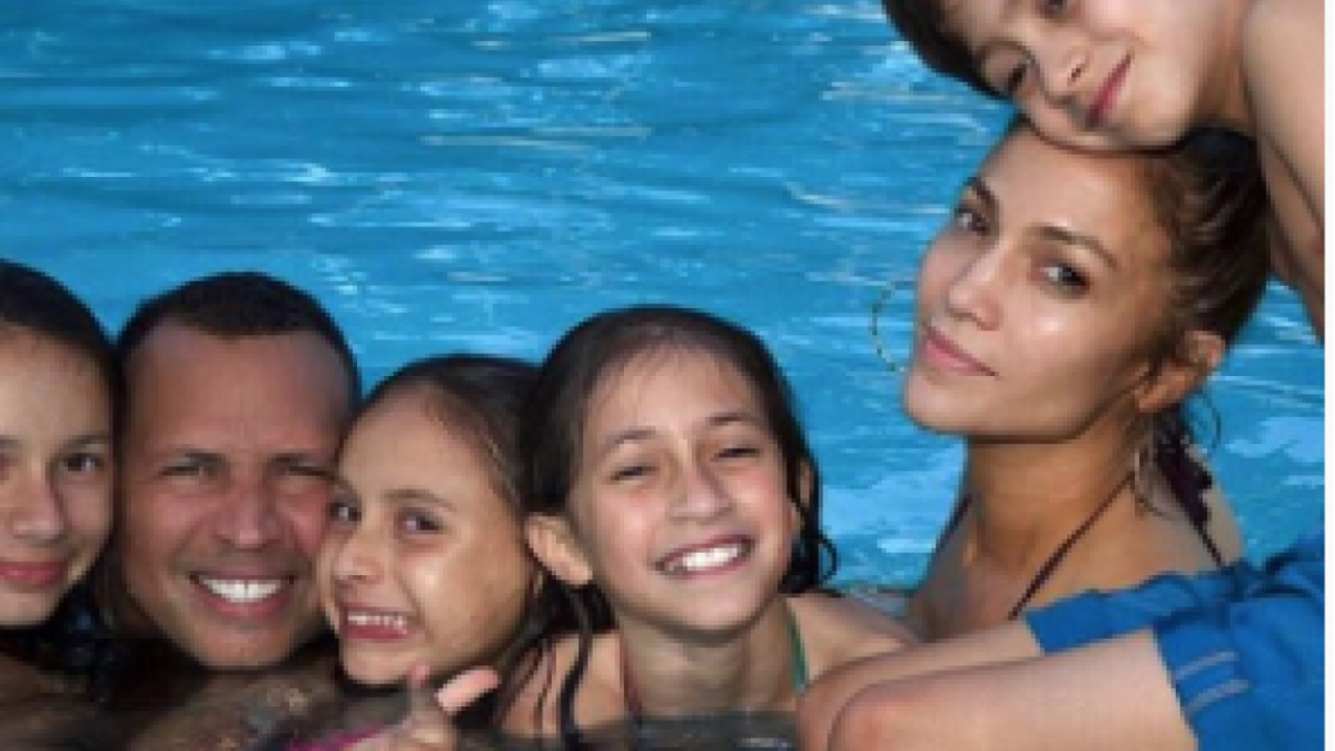 JLo al natural en las redes