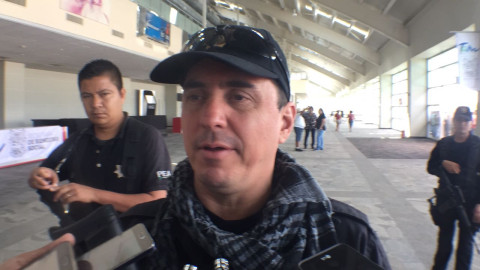 Encuentran marihuana y tachas en 5 planteles educativos