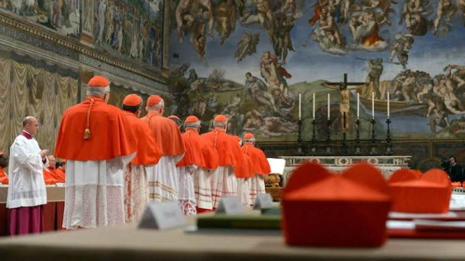 Vaticano cierra la Capilla Sixtina al público y fija fecha del cónclave para elegir al nuevo Papa
