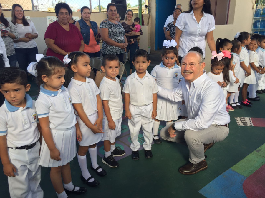 Pide alcalde no tirar basura en las calles