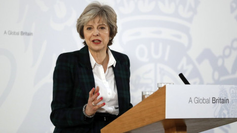 Theresa May se enfrenta a una moción de no confianza en su partido