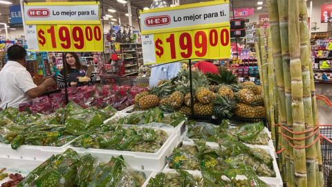 Incosteable vivir la tradición de las uvas; precio en los 200 pesos kilo
